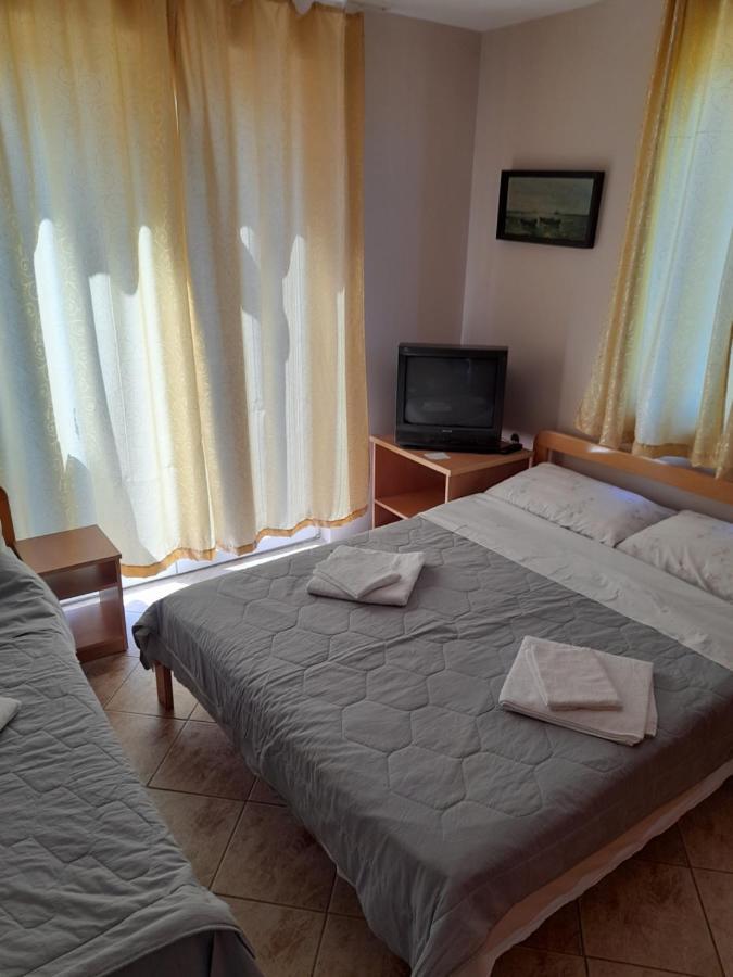 Bato Rooms Peštani 外观 照片