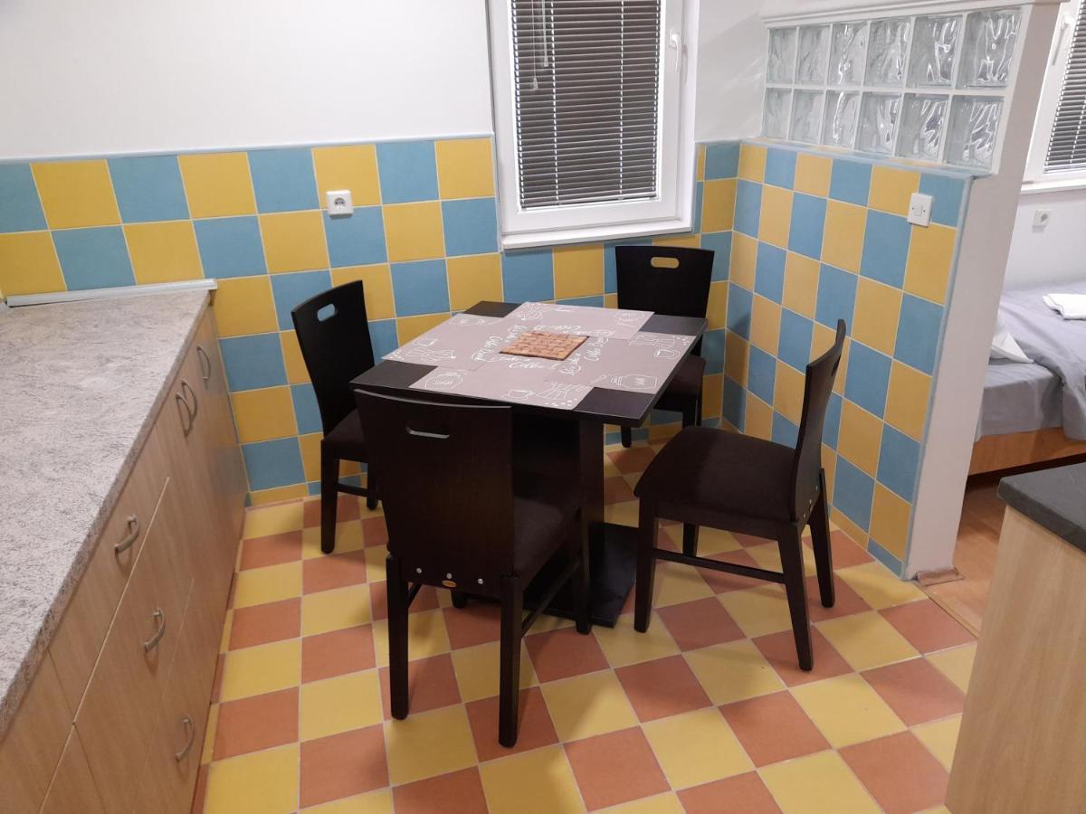 Bato Rooms Peštani 外观 照片