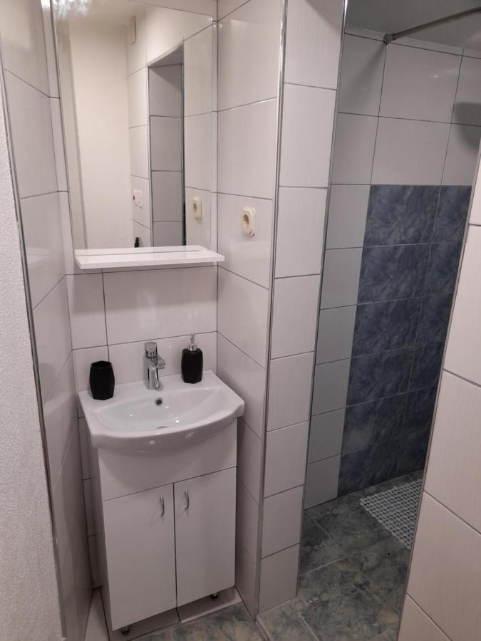 Bato Rooms Peštani 外观 照片