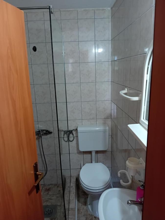 Bato Rooms Peštani 外观 照片